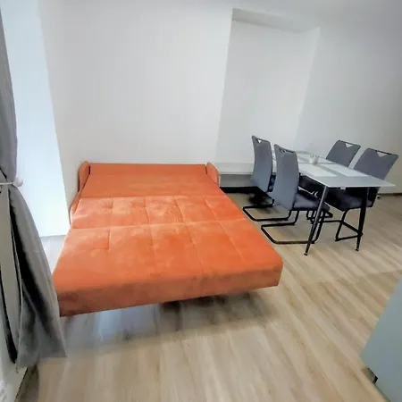 2 - With Terrace And Free Parking *